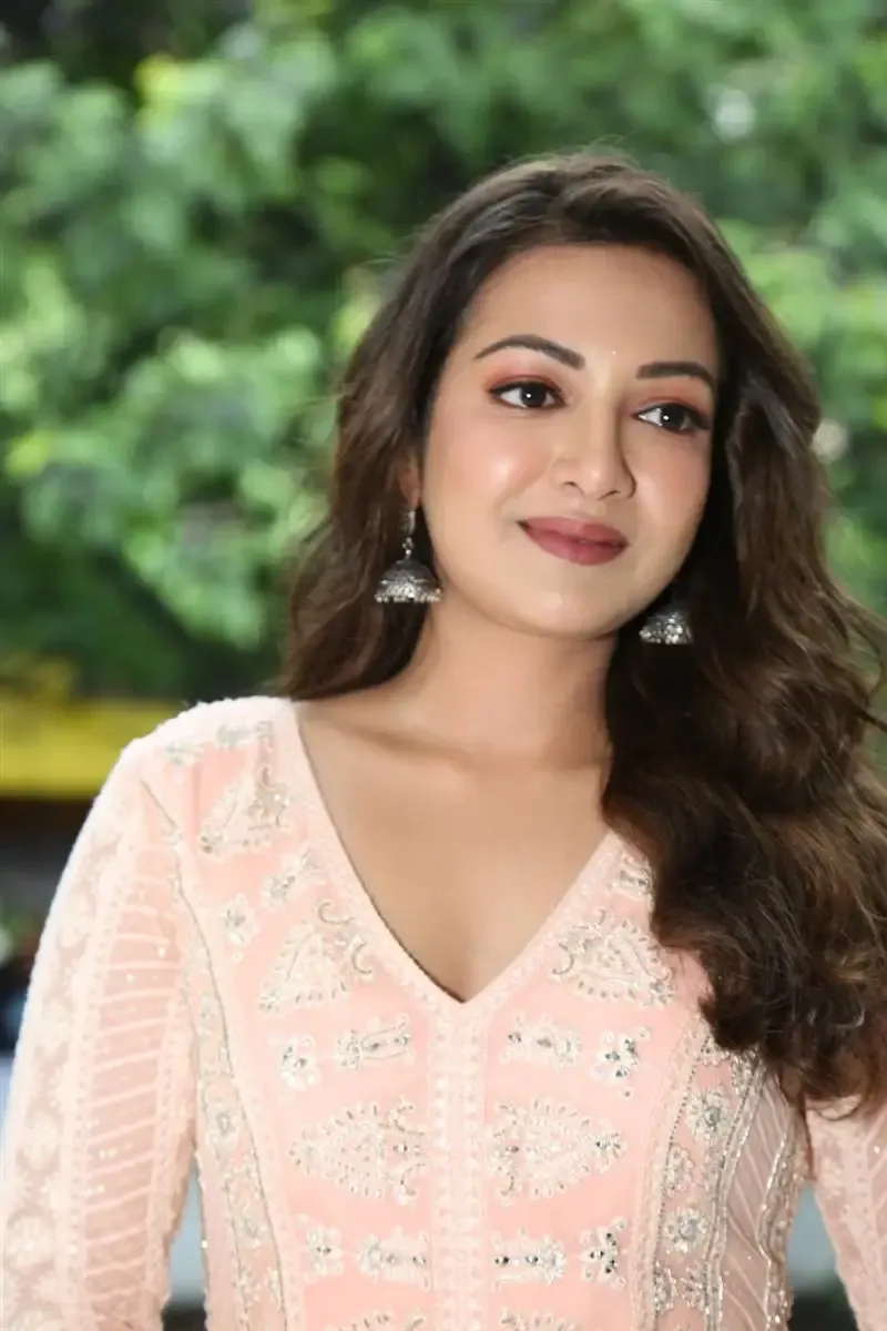 TAMIL ACTRESS CATHERINE TRESA IN PINK DRESS AT MOVIE OPENING 3